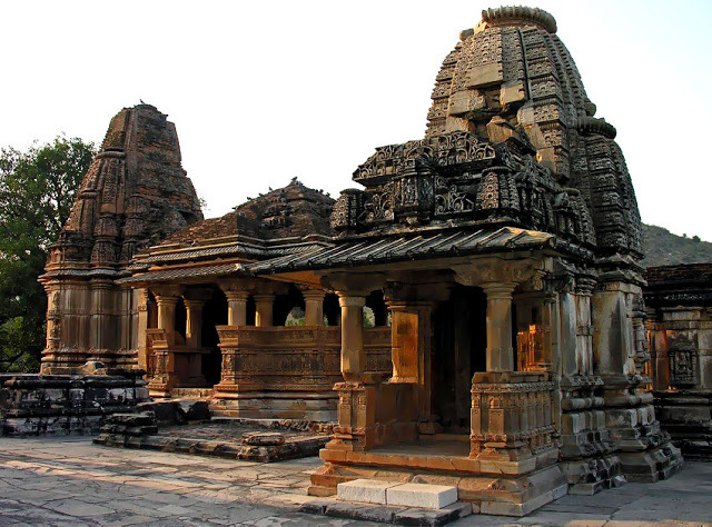 ek lingi ji mandir